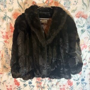 Plush Black Teddy Coat - Luxurious Faux-Fur Jacket